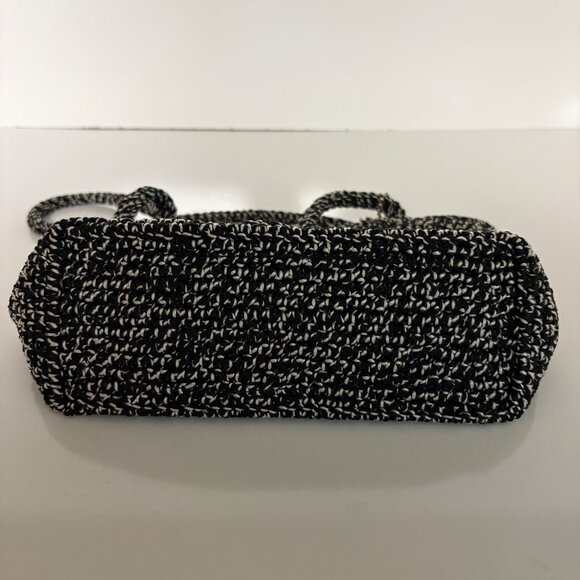The Sak Black White Crochet Knit Small Purse Double Handles Lined Top Zipper - Picture 4 of 7